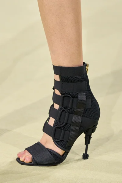 Look 201